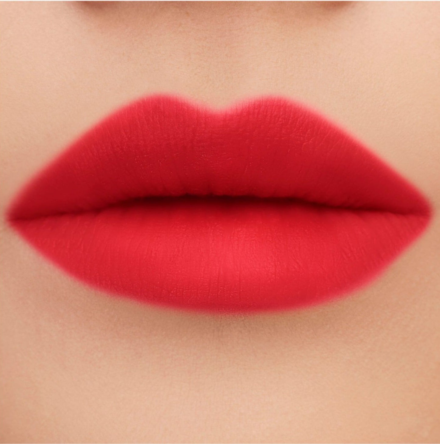 Yves Saint Laurent - The Inks Blur Lip Stain - 201 RED INVITATION