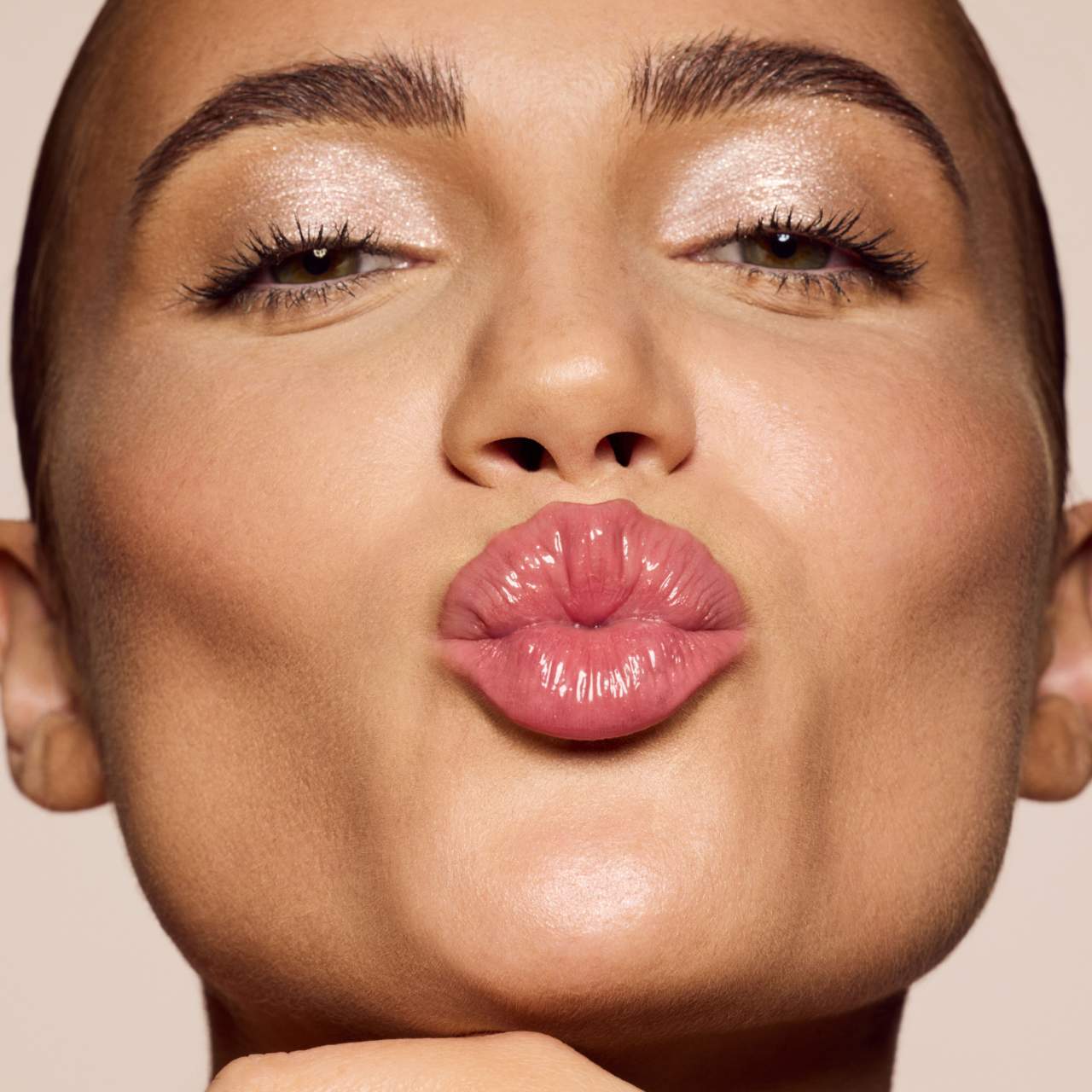 Fenty Beauty - Gloss Bomb Cream - FENTY GLOW
