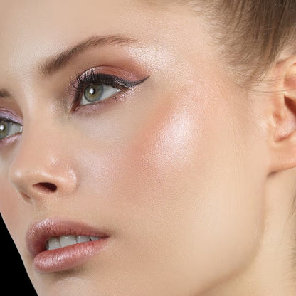 Stila - Heaven's Hue Highlighter - KITTEN