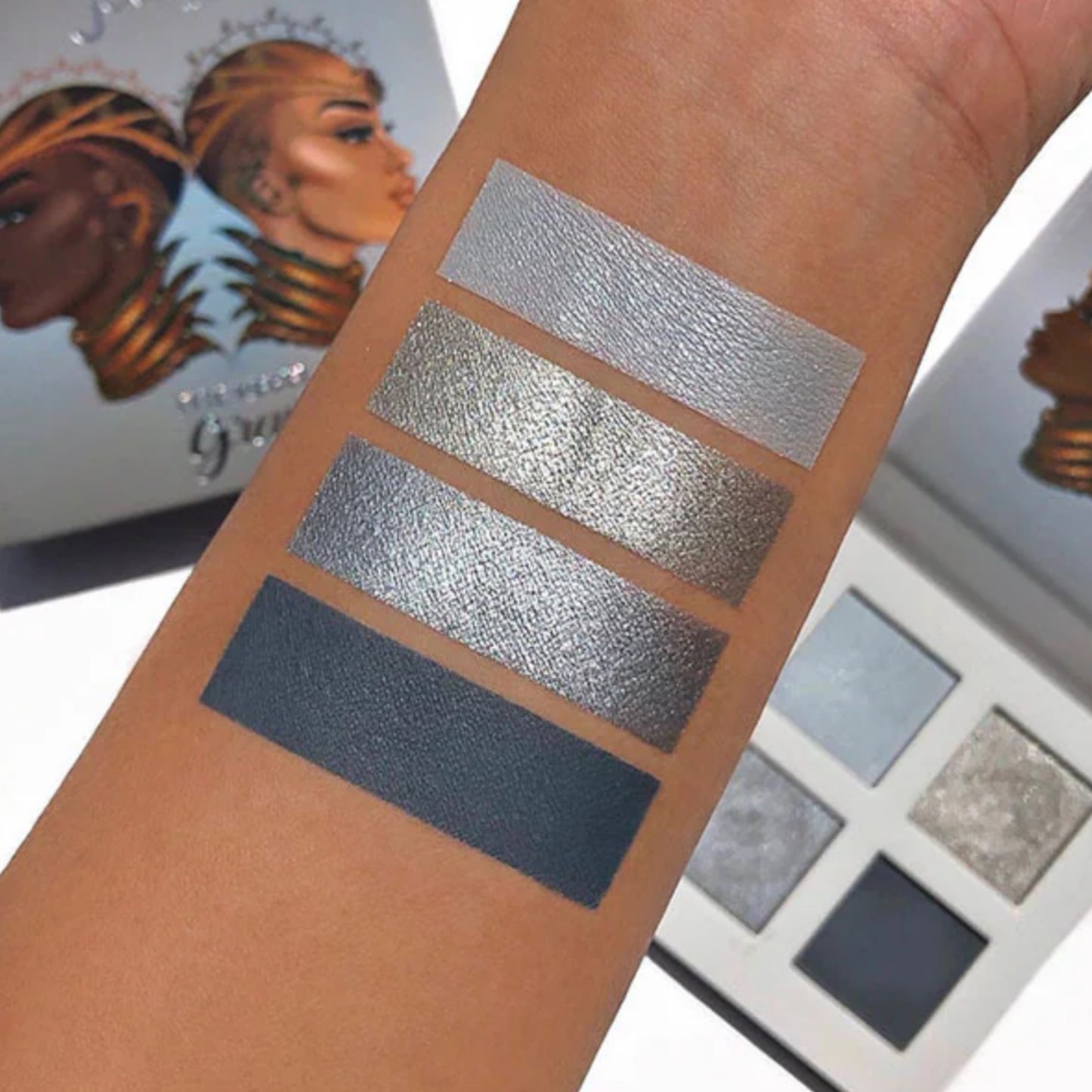 Juvia's Place - Rebel Quad Gray